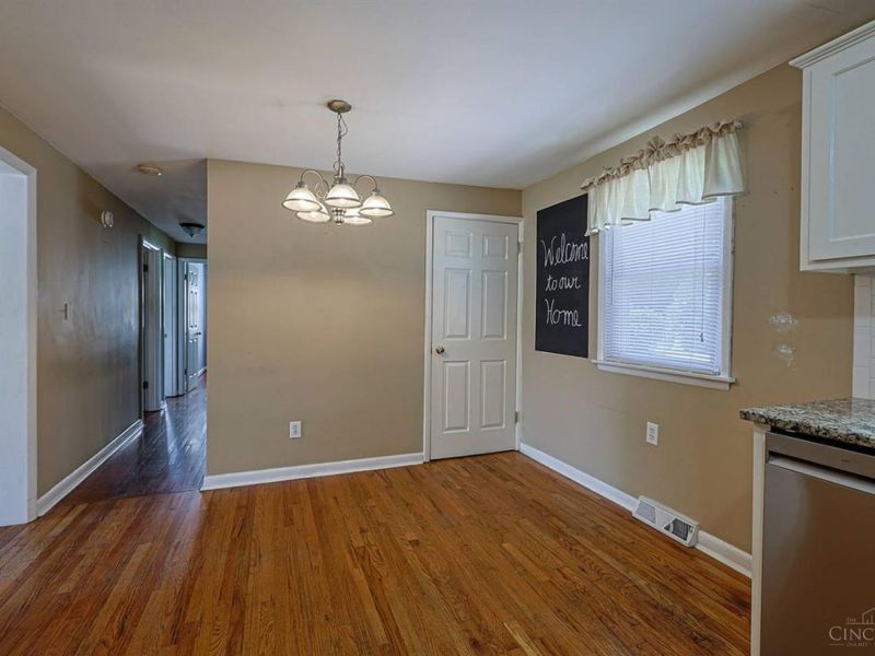 451 Blossom Lane, Union Twp, OH 45244 Photo 16