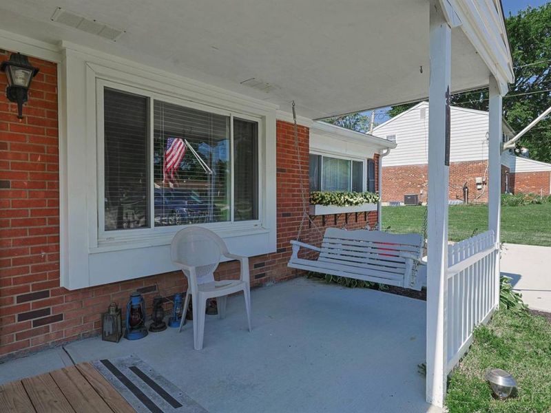 451 Blossom Lane, Union Twp, OH 45244 Photo 4