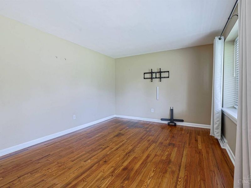 451 Blossom Lane, Union Twp, OH 45244 Photo 6