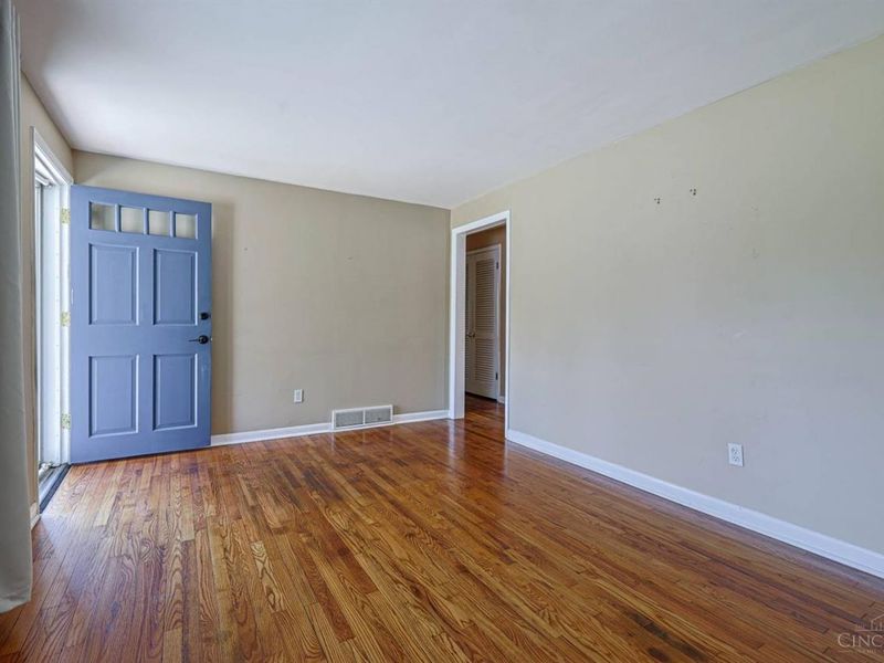 451 Blossom Lane, Union Twp, OH 45244 Photo 7