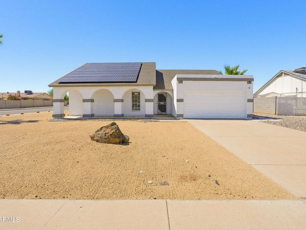 8903 W CAROL Avenue, Peoria, AZ 85345