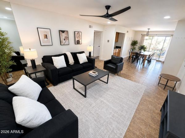 4950 N MILLER Road, Unit 212, Scottsdale, AZ 85251