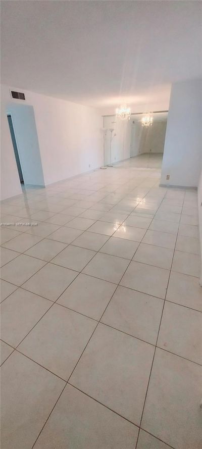 200 NE 12th Ave , Unit 3E, Hallandale Beach, FL 33009 Photo