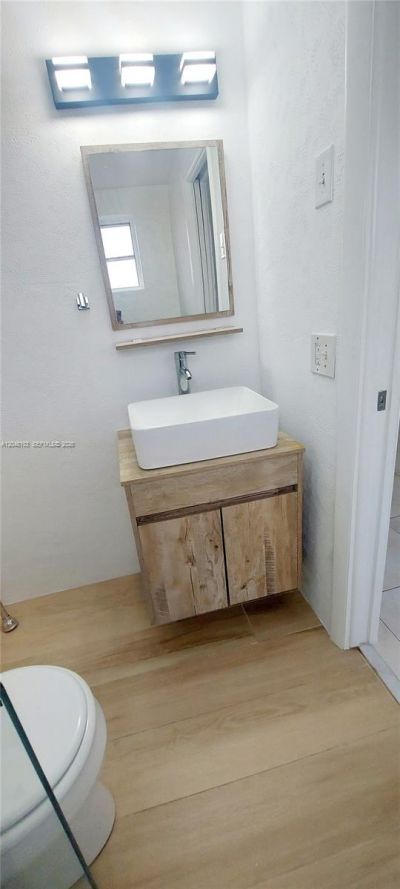 200 NE 12th Ave , Unit 3E, Hallandale Beach, FL 33009 Photo