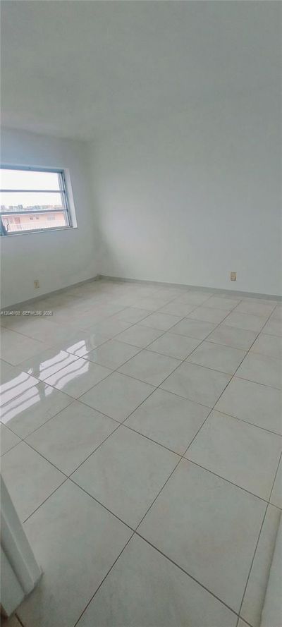 200 NE 12th Ave , Unit 3E, Hallandale Beach, FL 33009 Photo