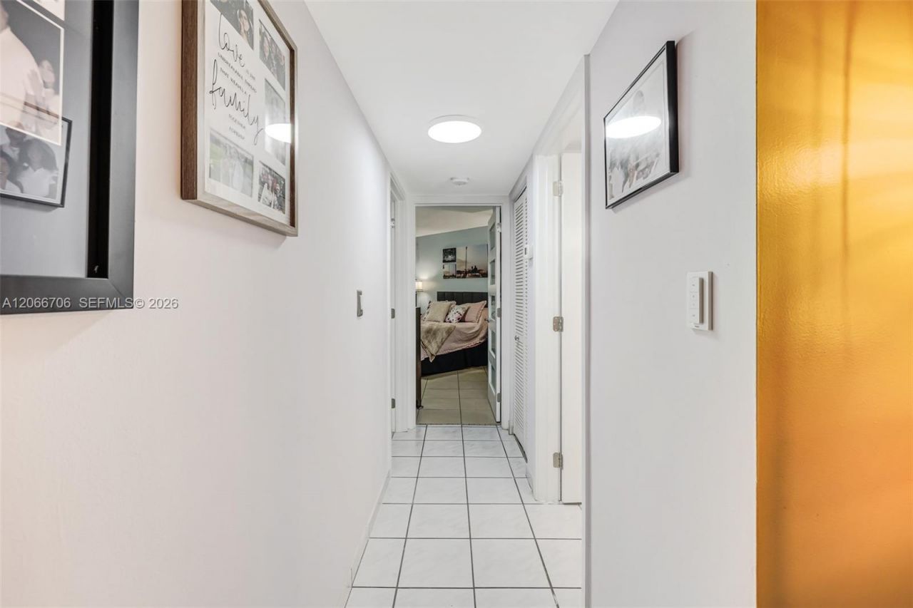 10245 NW 9th St Cir , Unit 102-9, Miami, FL 33172 Photo
