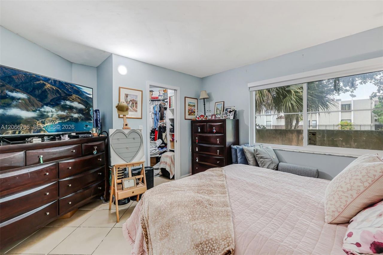 10245 NW 9th St Cir , Unit 102-9, Miami, FL 33172 Photo