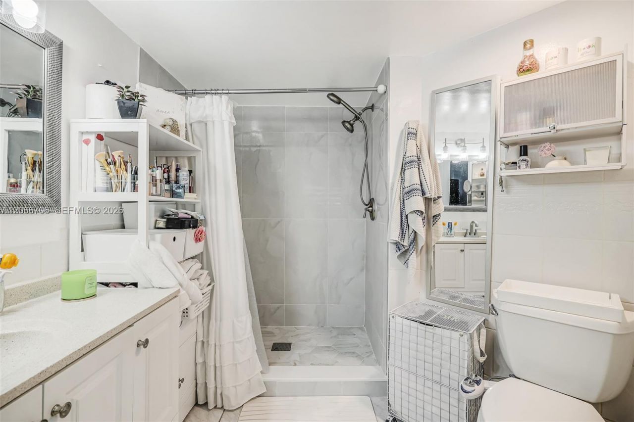 10245 NW 9th St Cir , Unit 102-9, Miami, FL 33172 Photo