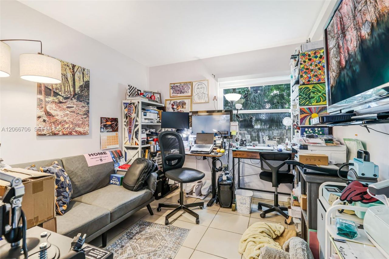 10245 NW 9th St Cir , Unit 102-9, Miami, FL 33172 Photo