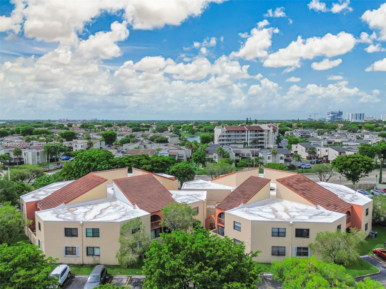 10245 NW 9th St Cir , Unit 102-9, Miami, FL 33172 Photo
