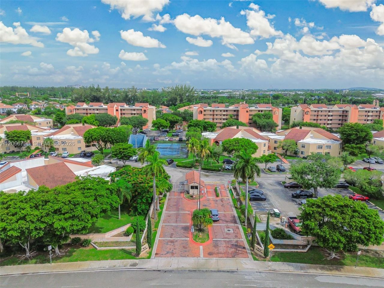 10245 NW 9th St Cir , Unit 102-9, Miami, FL 33172 Photo