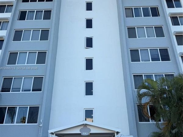 9143 SW 77th Ave , Unit B304, Miami, FL 33156