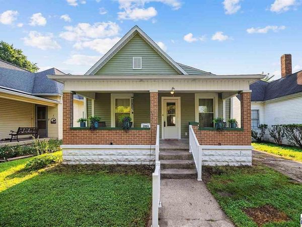 2009 N 10th Street, Terre Haute, IN 47804