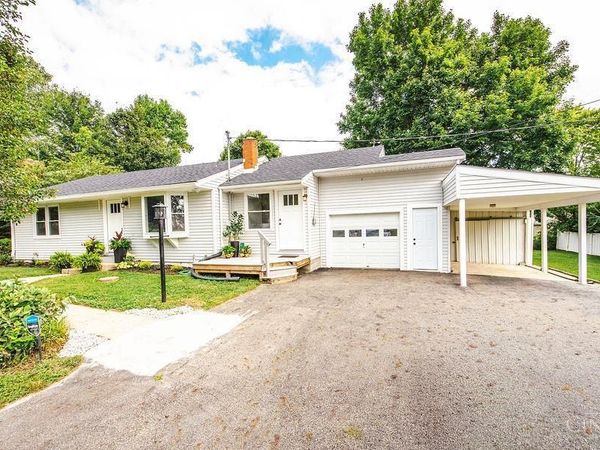 4704 Booth Road, Oxford, OH 45056