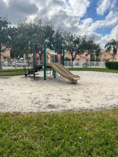 2140 SW 87th Way, Miramar, FL 33025 Photo
