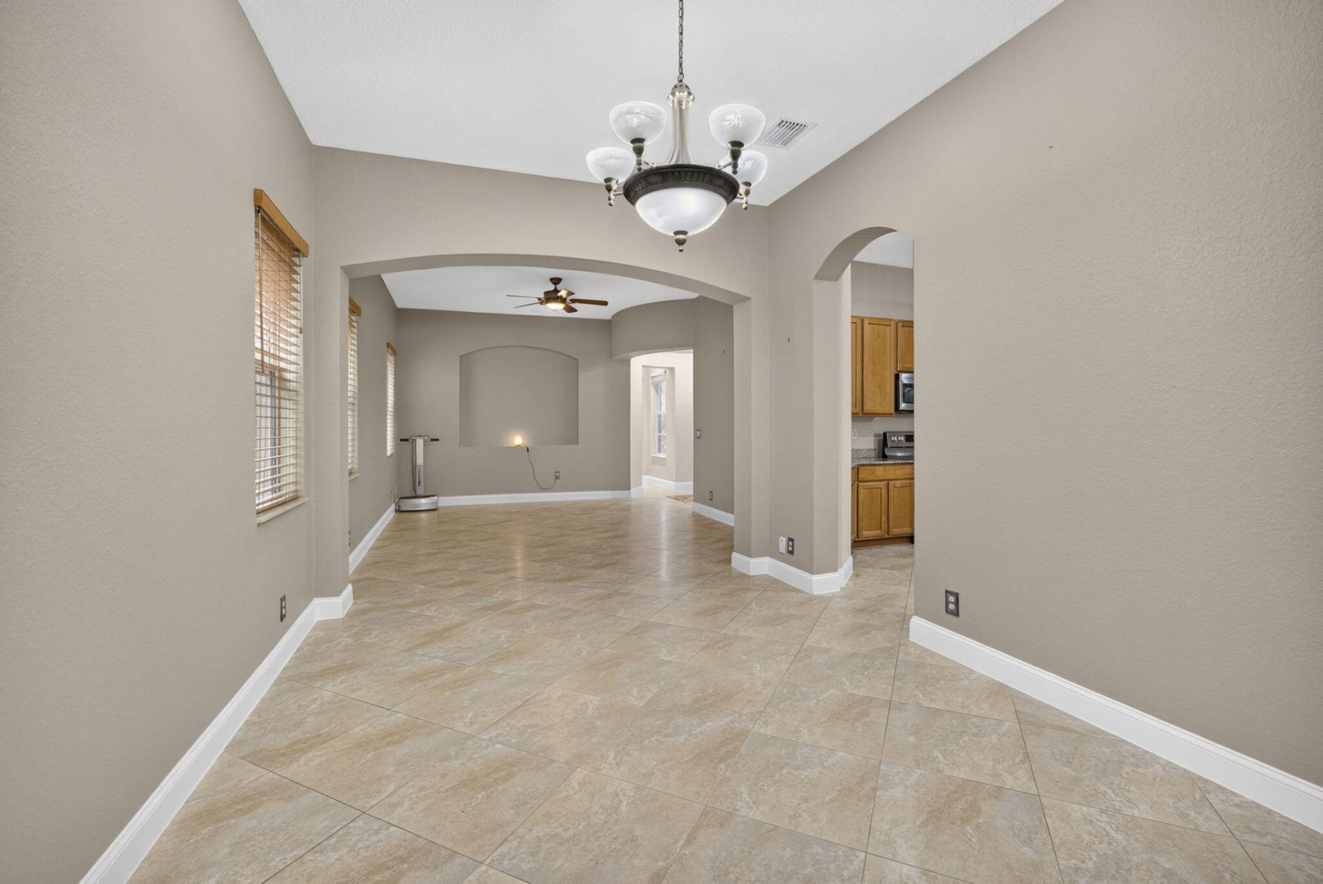 742 Cresta Circle, West Palm Beach, FL 33413 Photo