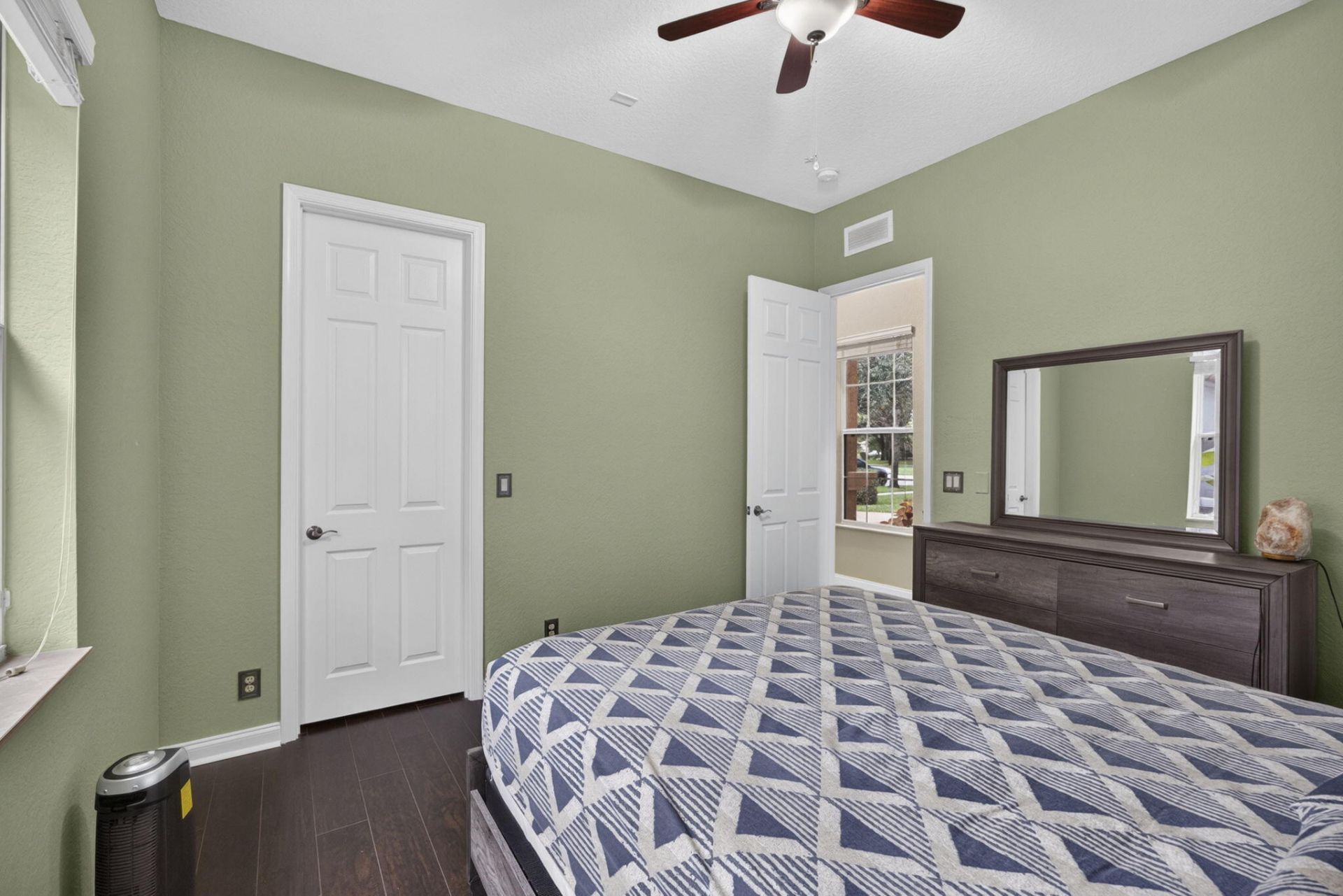 742 Cresta Circle, West Palm Beach, FL 33413 Photo
