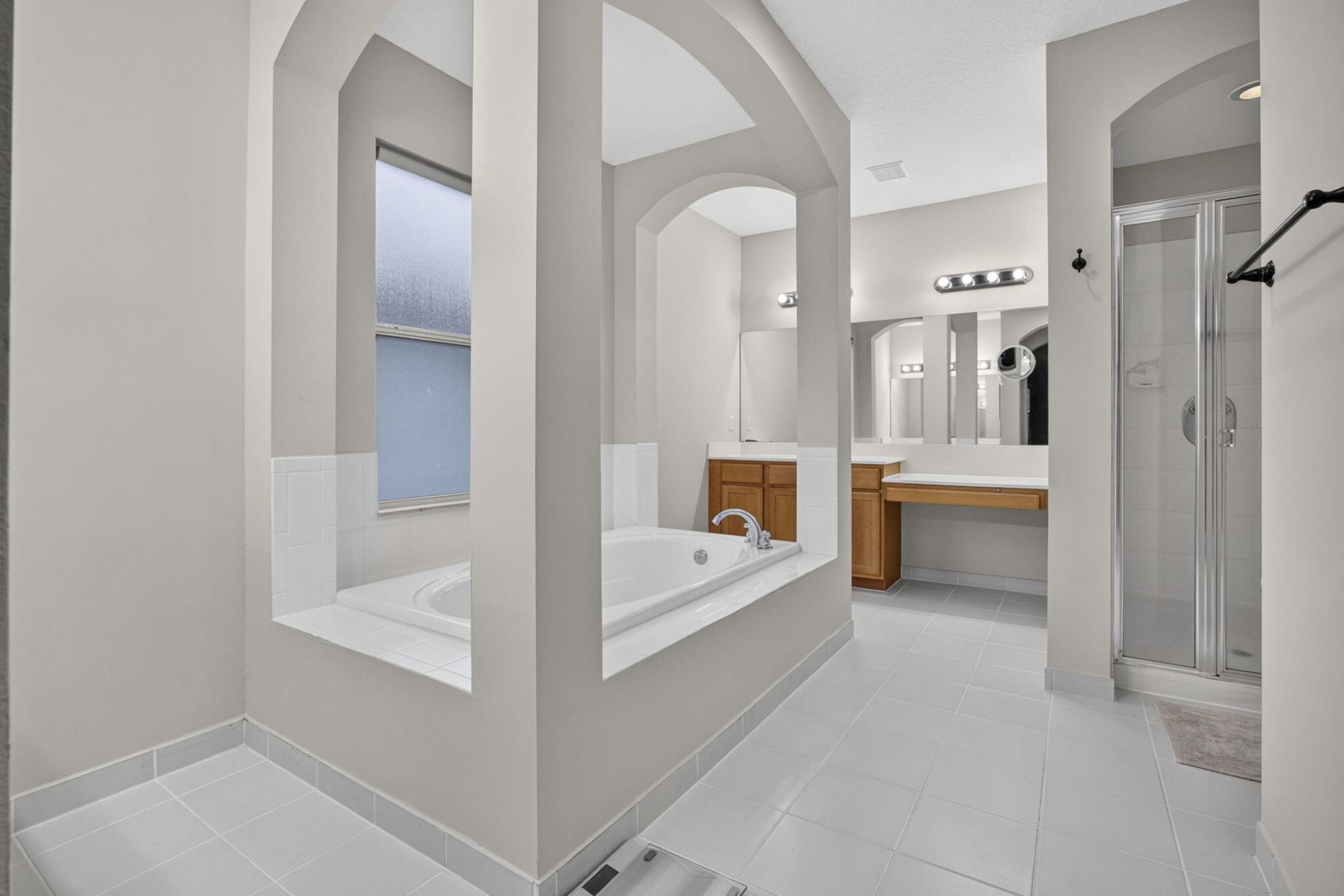 742 Cresta Circle, West Palm Beach, FL 33413 Photo
