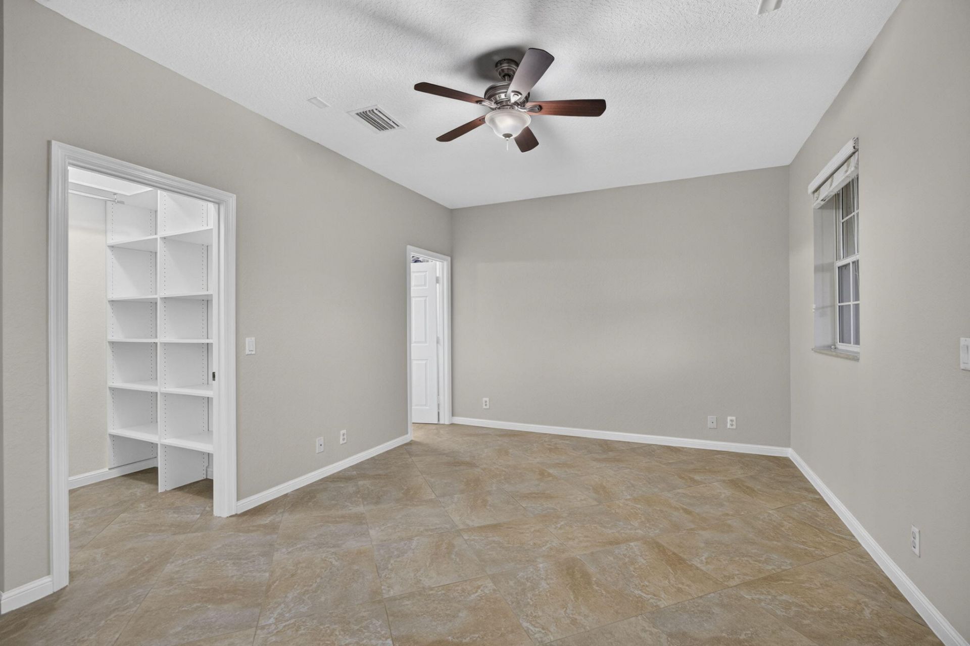 742 Cresta Circle, West Palm Beach, FL 33413 Photo