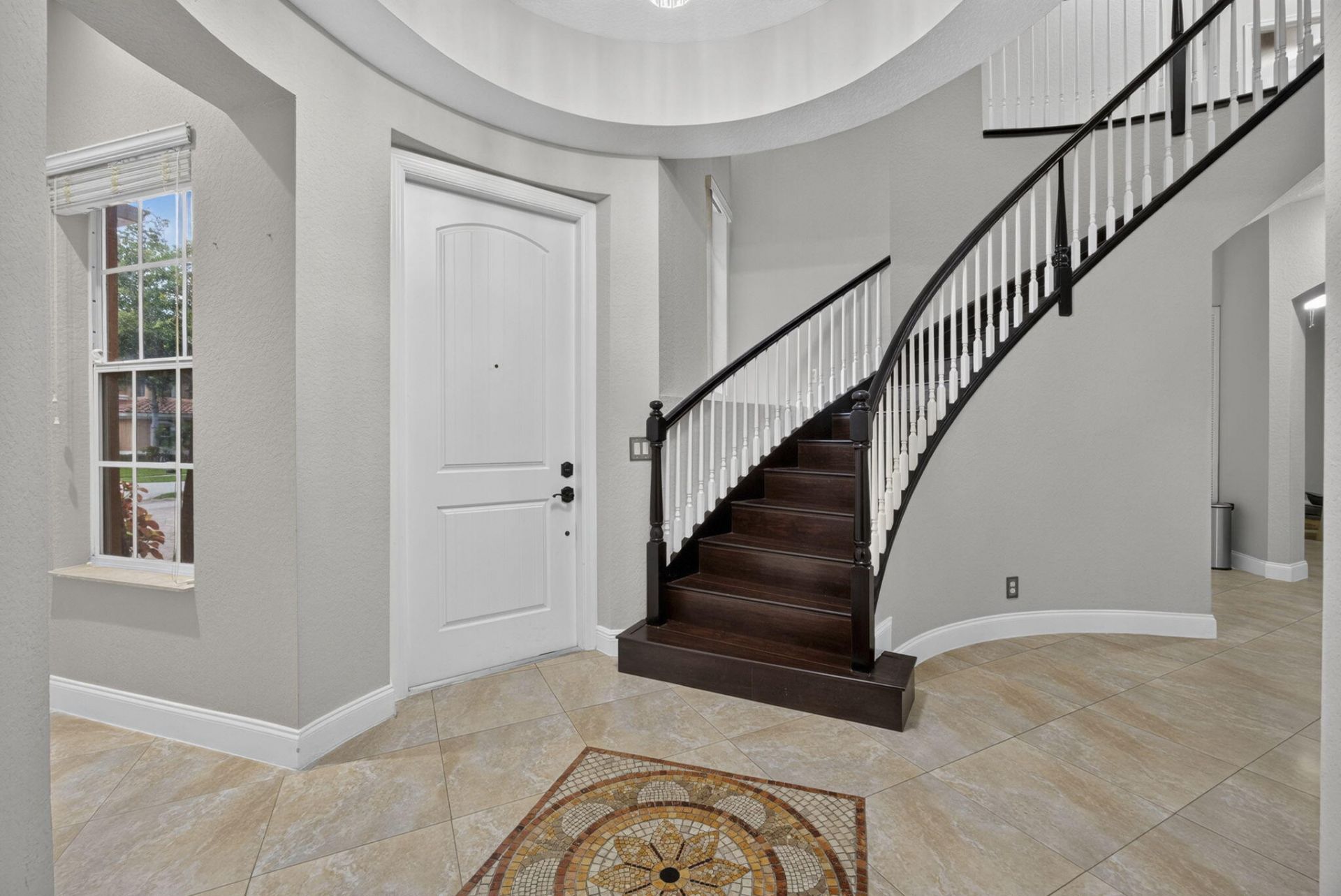 742 Cresta Circle, West Palm Beach, FL 33413 Photo