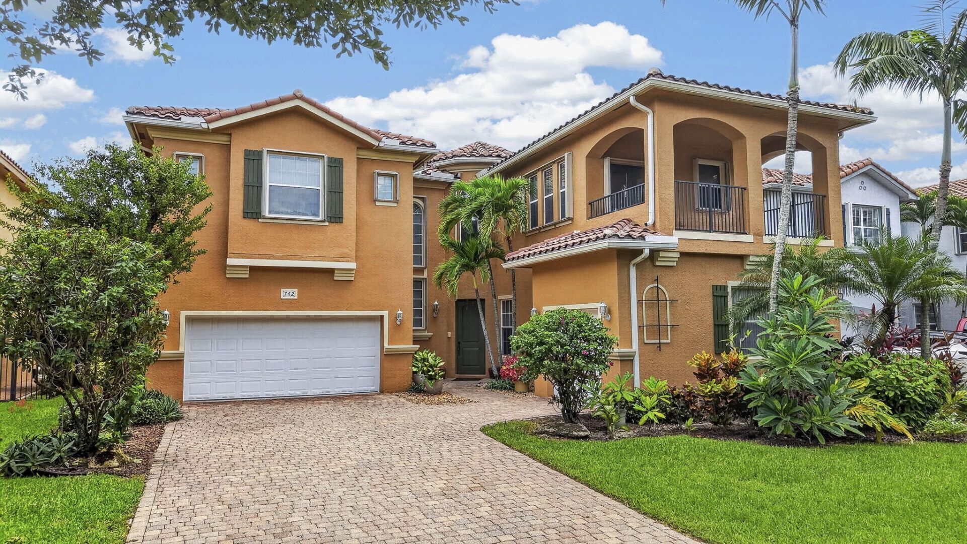 742 Cresta Circle, West Palm Beach, FL 33413 Photo
