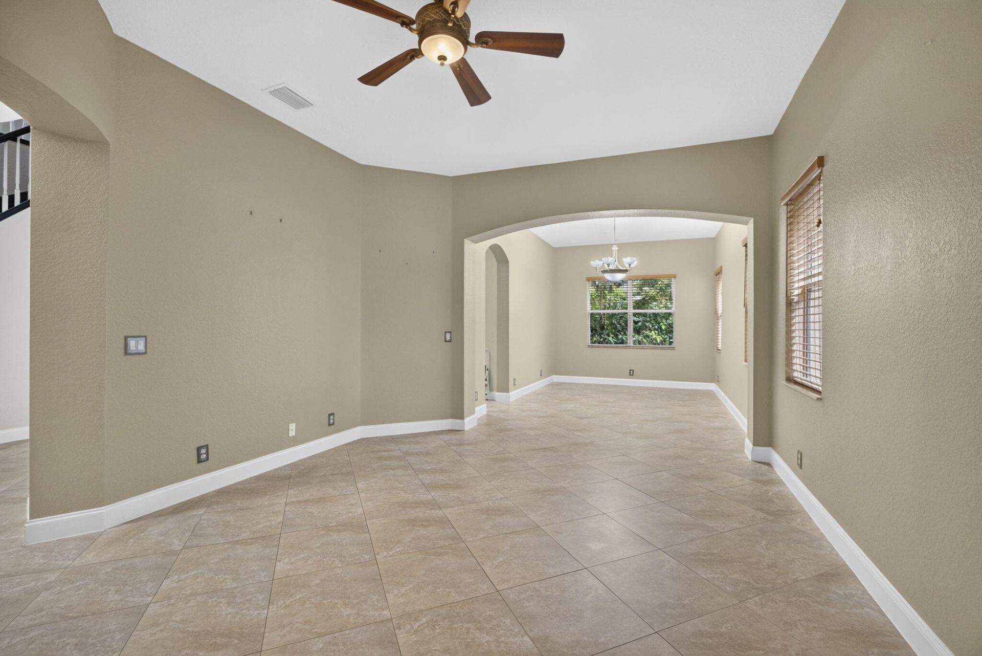 742 Cresta Circle, West Palm Beach, FL 33413 Photo