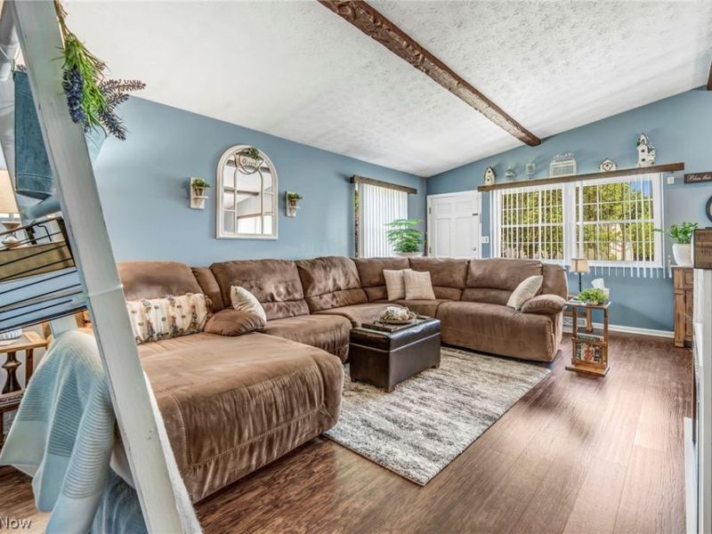 584 Stanley Road, Akron, OH 44312 Photo 7