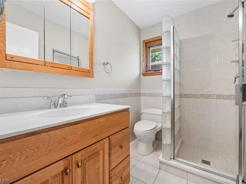 1488 Parkview Drive, Seven Hills, OH 44131 Photo 23