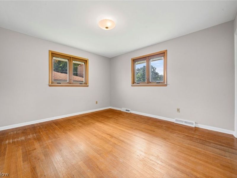 1488 Parkview Drive, Seven Hills, OH 44131 Photo 26