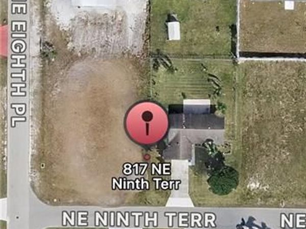 817 NE 9th TER , CAPE CORAL, FL 33909