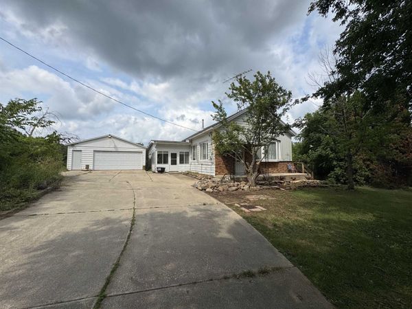 W6324 Iliff Road, Monroe, WI 53566