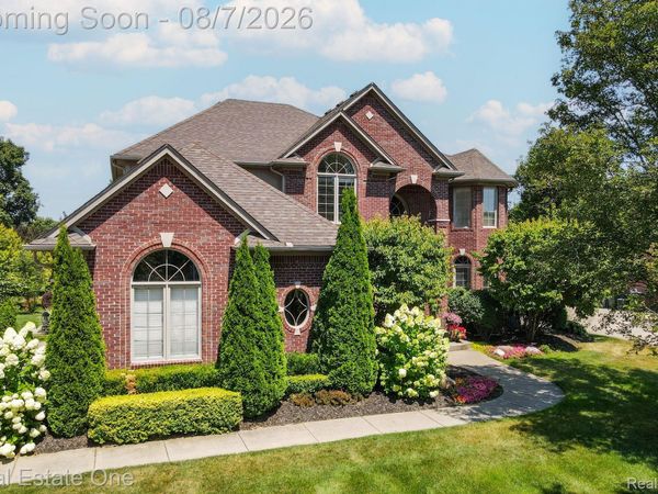 13255 Maple Lawn Drive , Shelby Township, Mi 48315