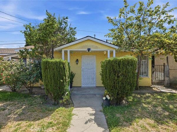 4630 E 52nd Place, Maywood, CA 90270