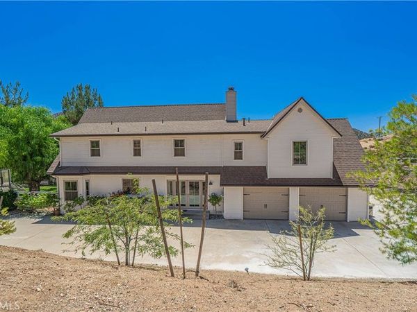 9210 Yucca Hills, Agua Dulce, CA 91390