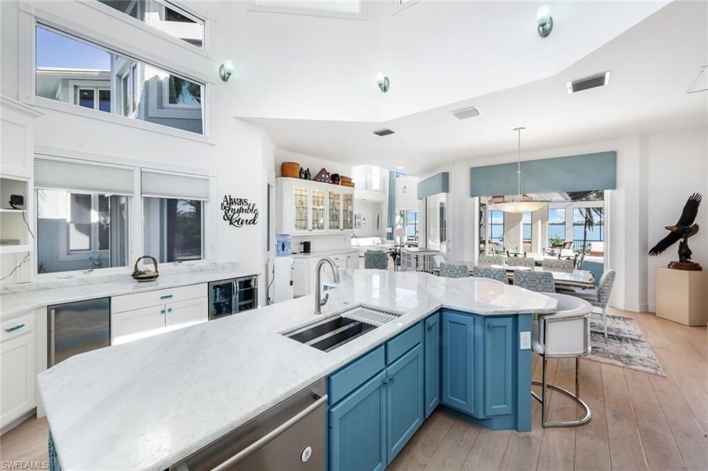 831 Caxambas Dr , Marco Island, FL 34145 Photo