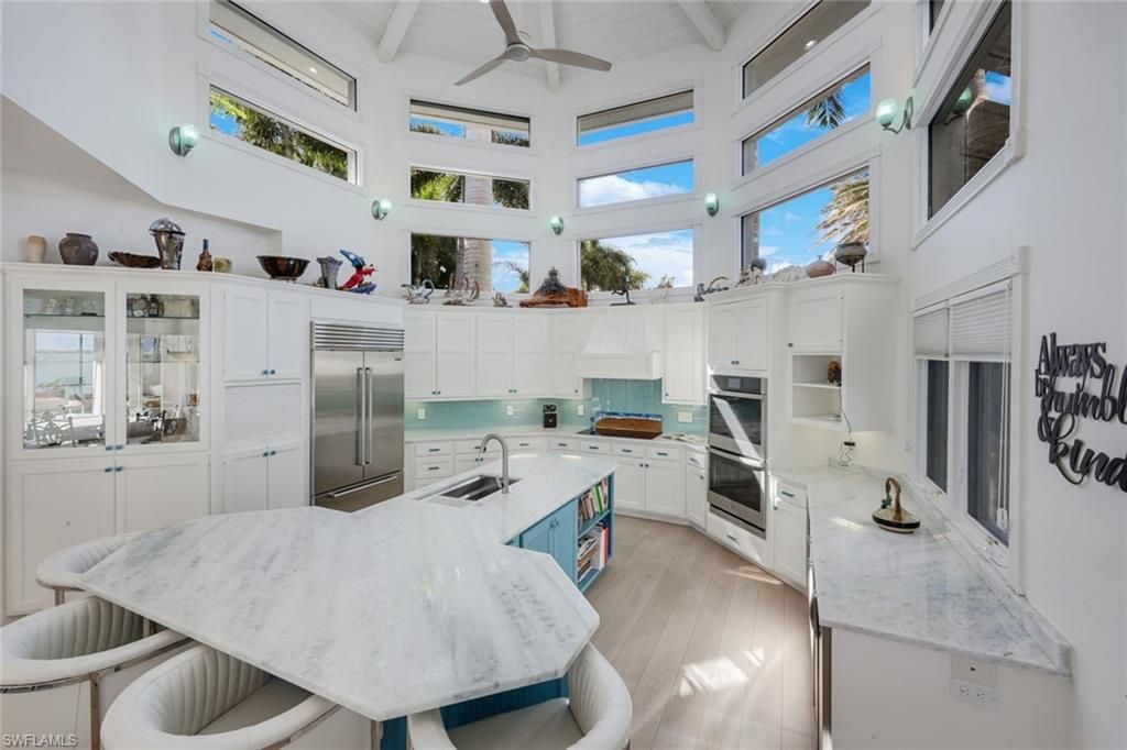 831 Caxambas Dr , Marco Island, FL 34145 Photo