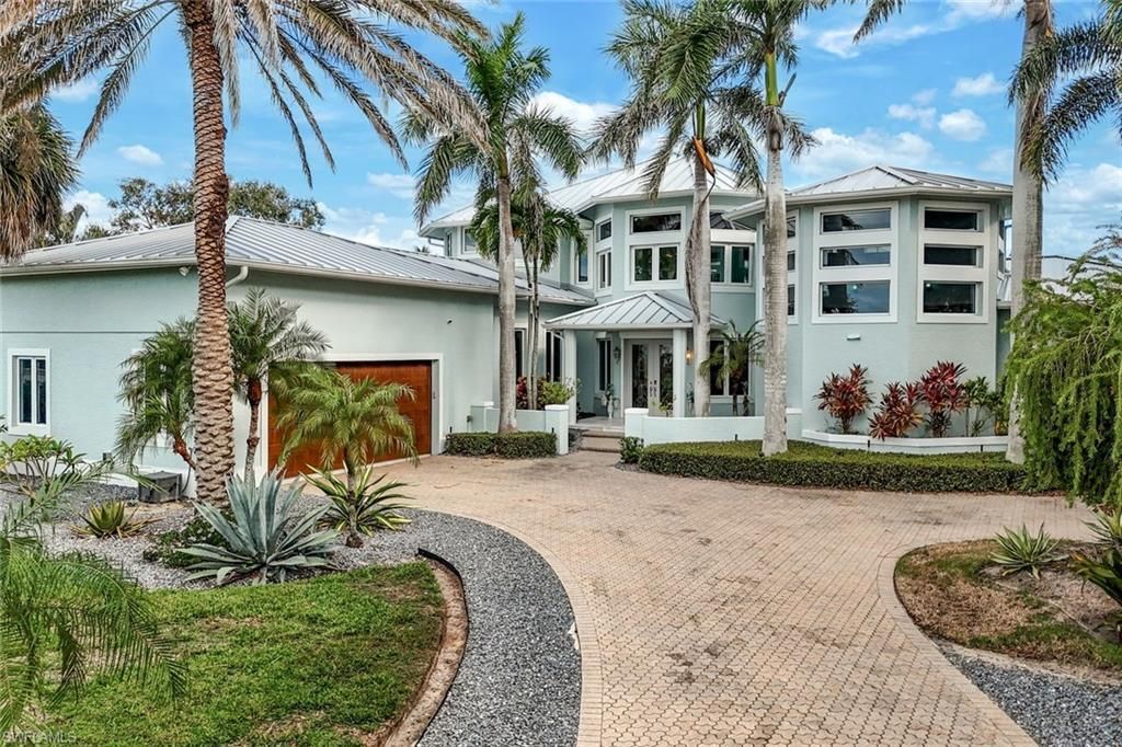 831 Caxambas Dr , Marco Island, FL 34145 Photo
