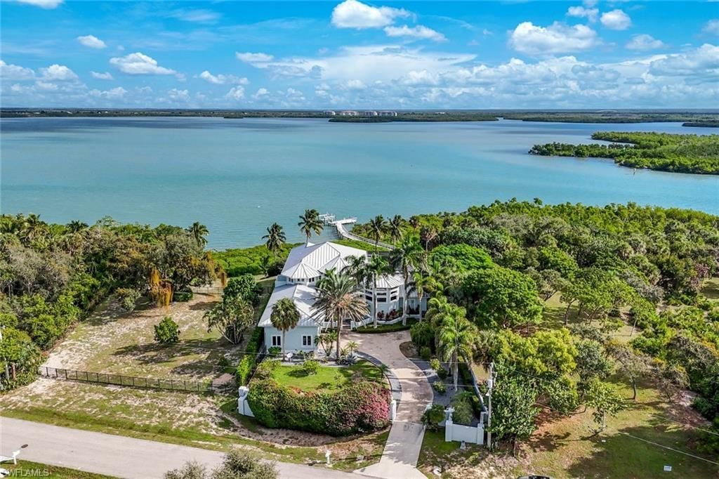 831 Caxambas Dr , Marco Island, FL 34145 Photo