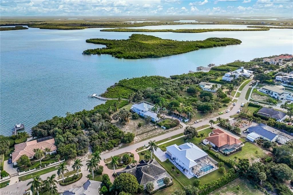 831 Caxambas Dr , Marco Island, FL 34145 Photo