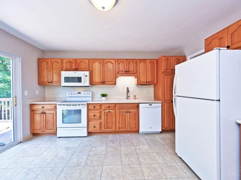 6040 Seiler Drive, Cincinnati, OH 45239 Photo 14