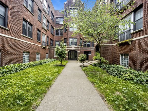 1235 W GREENLEAF Avenue , Unit 2N, Chicago, IL 60626