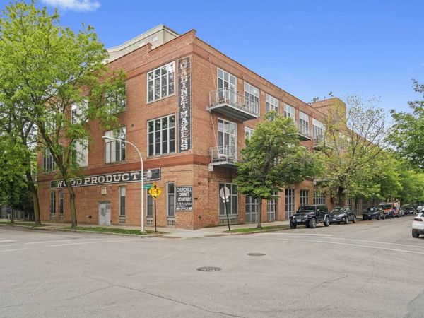 2111 W Churchill Street , Unit 101, Chicago, IL 60647