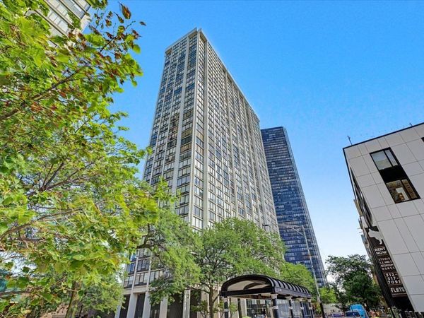 5445 N Sheridan Road, Unit 2506, Chicago, IL 60640