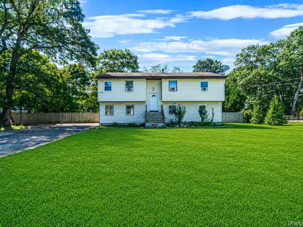 452 Ocean Avenue, Central Islip, NY 11722