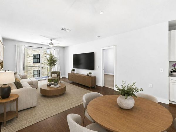 2801 Dulce LN, Unit 722, Austin, TX 78704