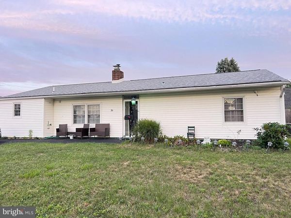 36 ELM LANE, LEVITTOWN, PA 19054