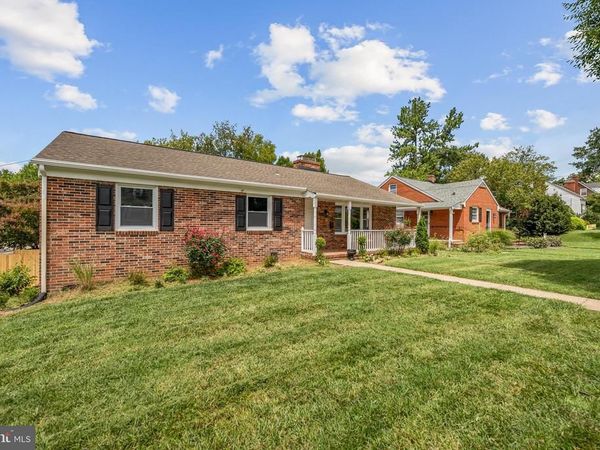 1329 BRENT STREET, FREDERICKSBURG, VA 22401