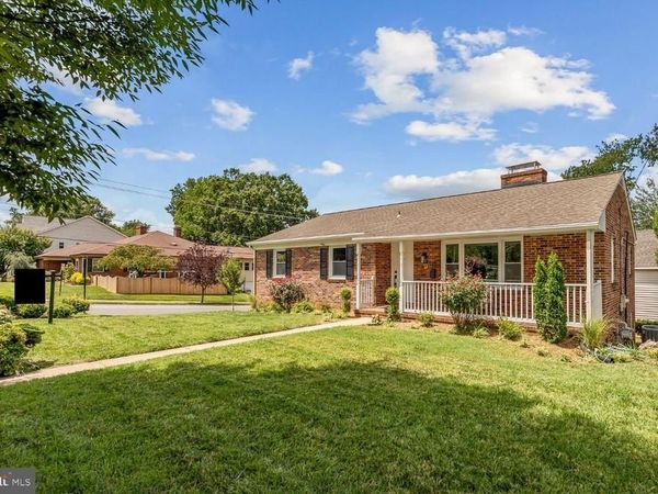 1329 BRENT STREET, FREDERICKSBURG, VA 22401