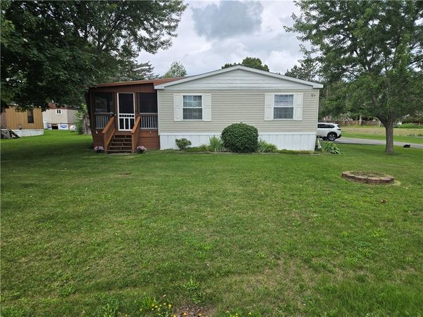 97 Lakeview Dr, Honeoye, NY 14471
