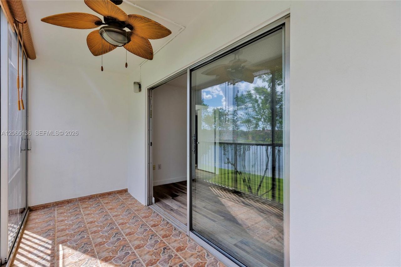 550 SW 138th Ave , Unit 309K, Pembroke Pines, FL 33027 Photo
